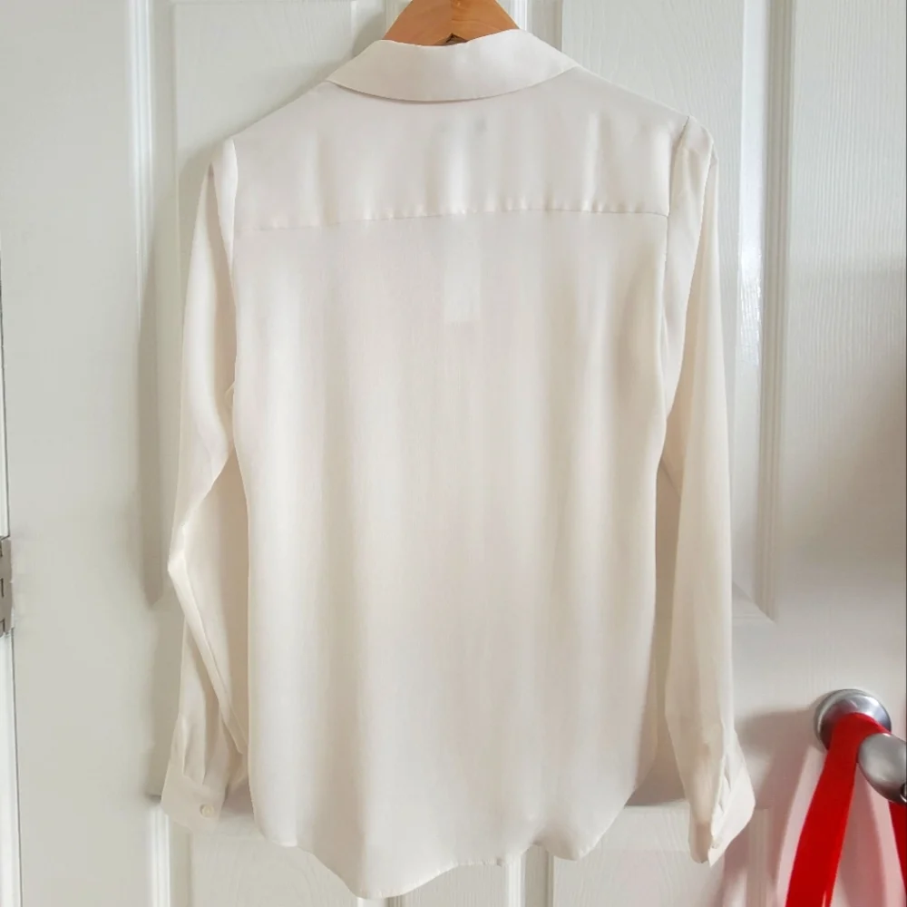 Ann Taylor Cream and Black Blouses (NWOT Black, NWT Cream) - Picture 5 of 16